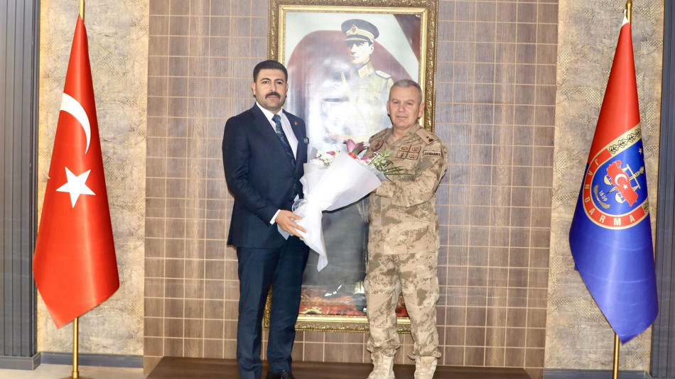 GENEL BAŞKANIMIZ OSMAN KAYA DÖRTYOL JANDARMA TUGAY KOMUTANI NEJDET KARACA’YI ZİYARETTE BULUNDU.